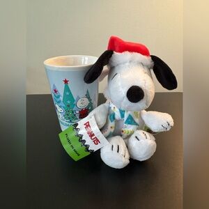 Peanuts Plush In A Mug Snoopy 2022